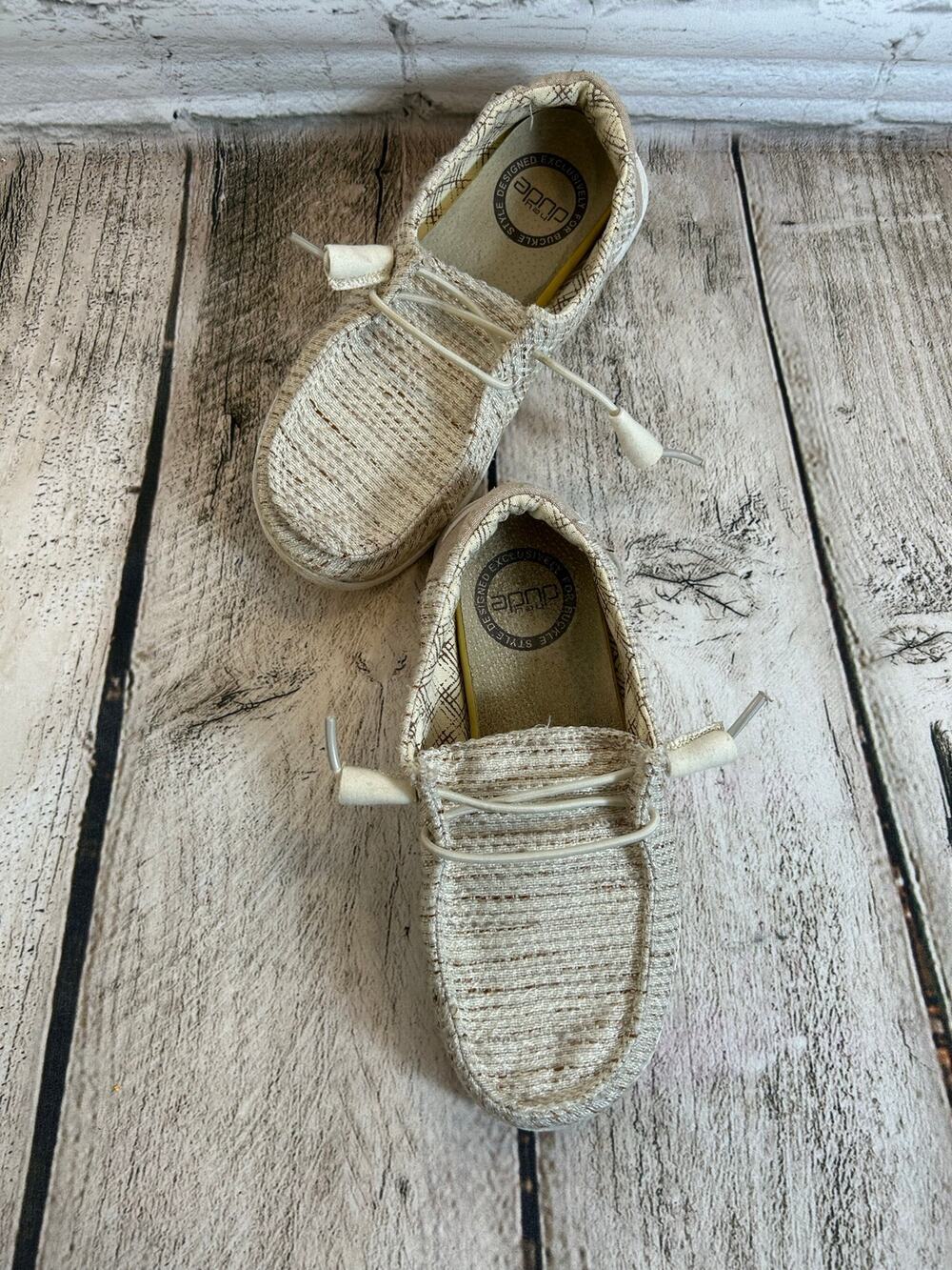 HEYDUDE Girl’s Wendy Beige Woven Slip-On Shoes / Size: US Y1-L2, UK K13 EU 33